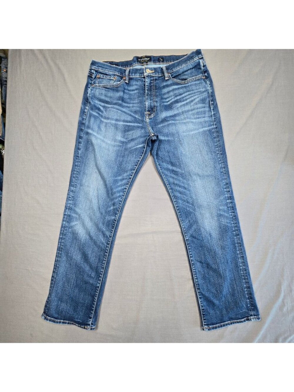 Lucky Brand 34x30 Mens 410 Athletic Slim Fit Blue Jeans Stretch Denim Casual